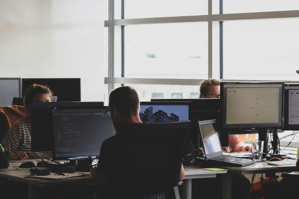 Sophisticated data analytics software on a sleek control room monitor.